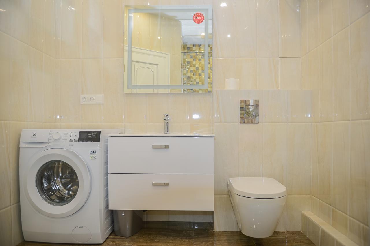 Sea View Odessa Apartment Bagian luar foto