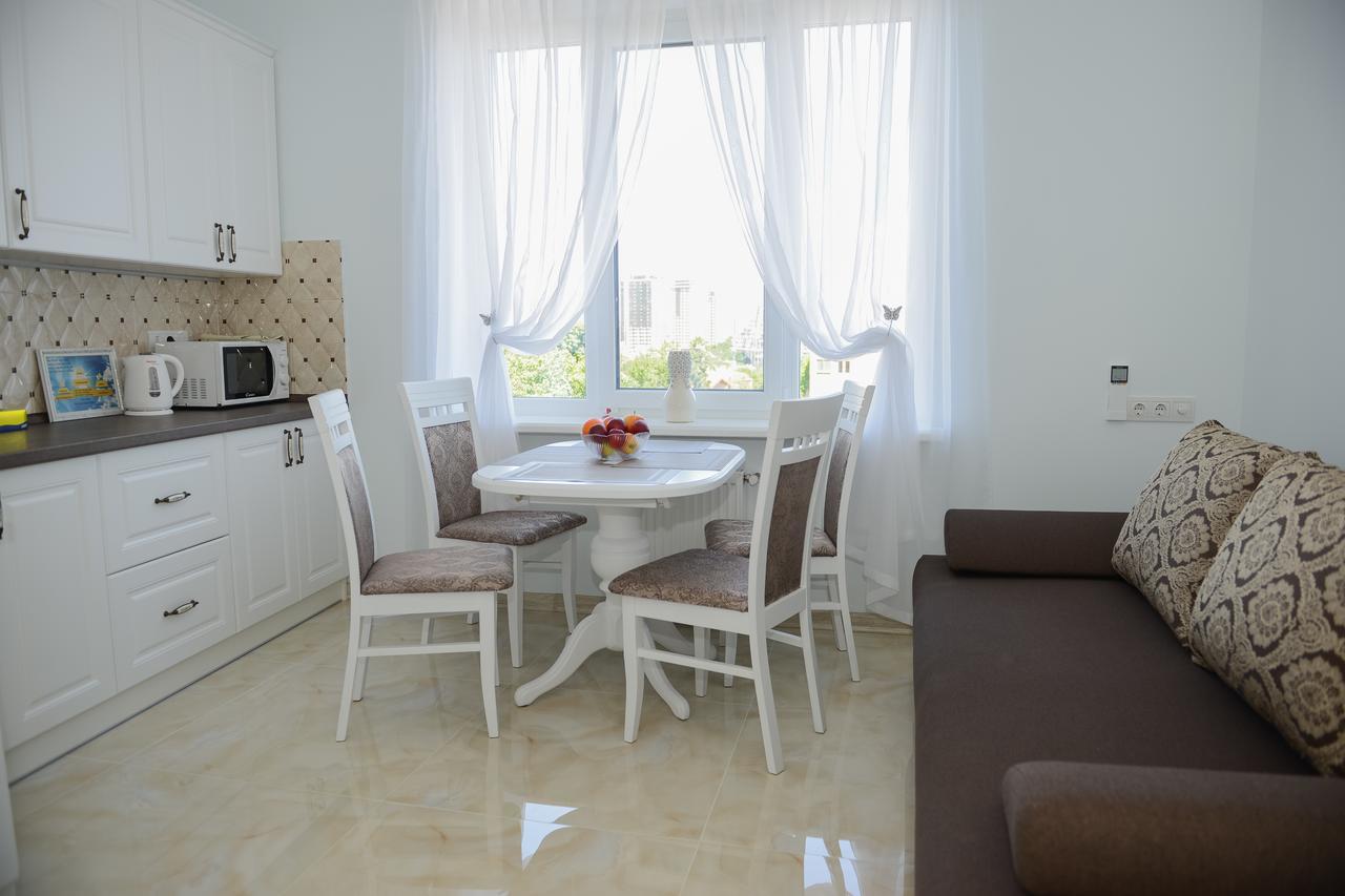 Sea View Odessa Apartment Bagian luar foto